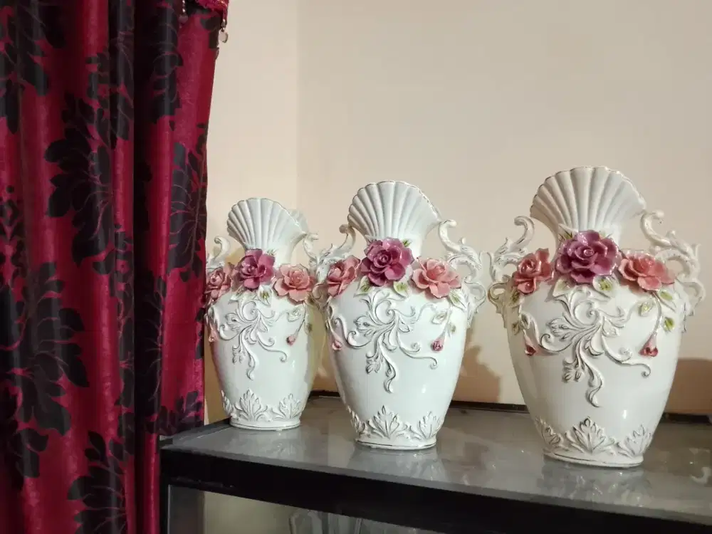 Vas bunga keramik 1 set