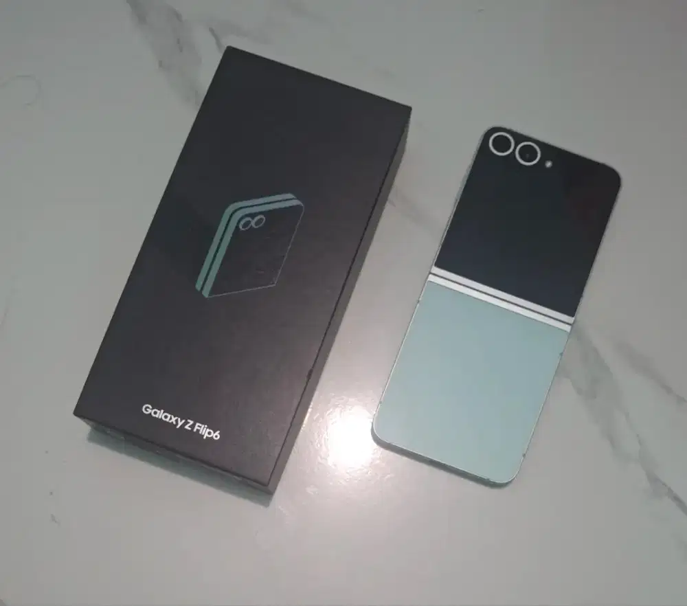 SAMSUNG ZFLIP 6 12/256GB FULLSET LECET NORMAL PEMAKAIN EX SEIN RESMI