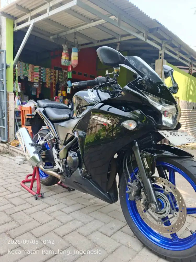 CBR 250R Type ABS Gress Mulus Lengkap