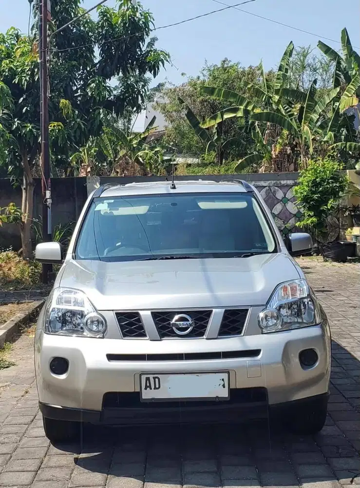 Nissan Xtrail T31 2.0 MT 2011 Bensin - Mulus, Bekas WNA, Pajak OK