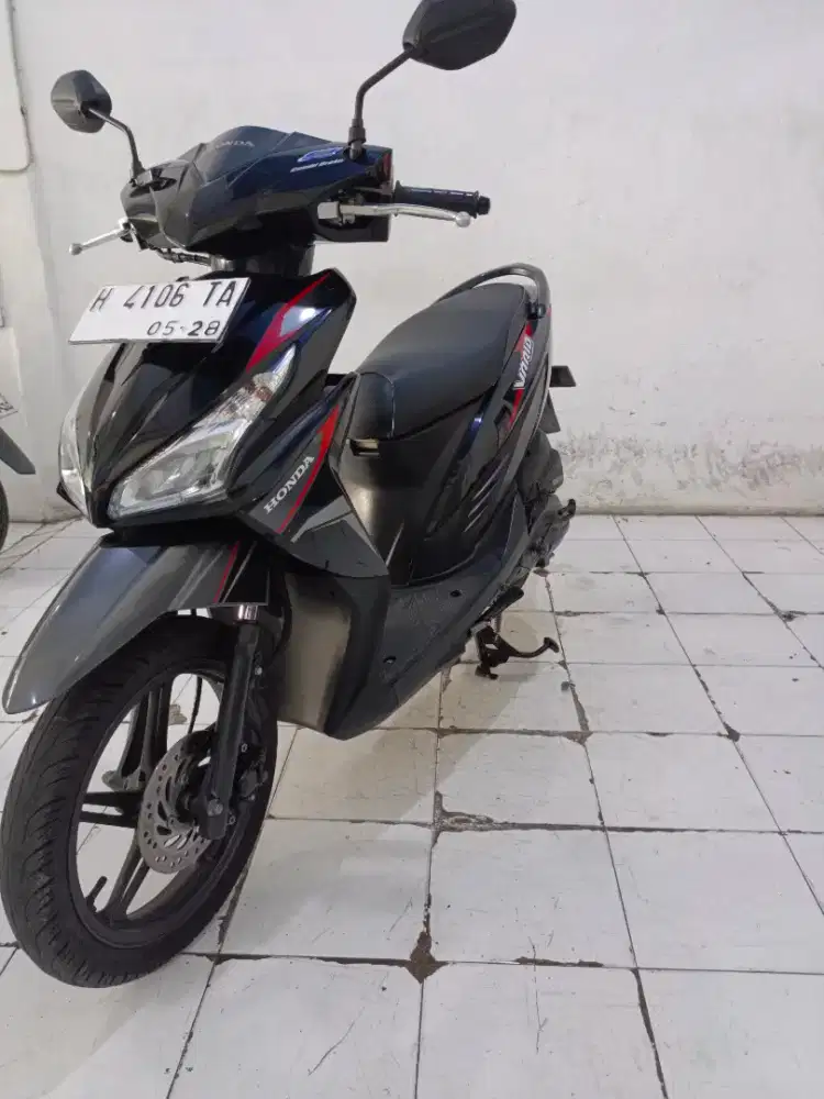 vario 110 thn 2018 hitam top kondision