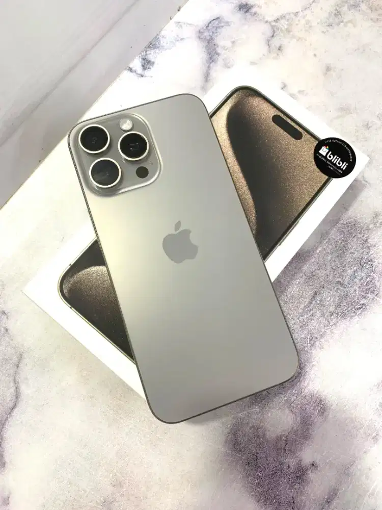 Iphone 15 pro max 256GB natural titanium resmi ibox lengkap