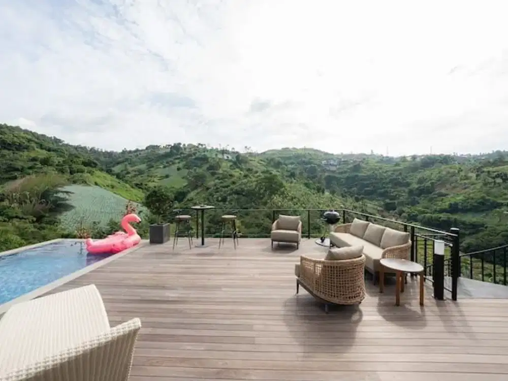 Brand new Rumah Villa Mewah Kontemporer di Dago Village