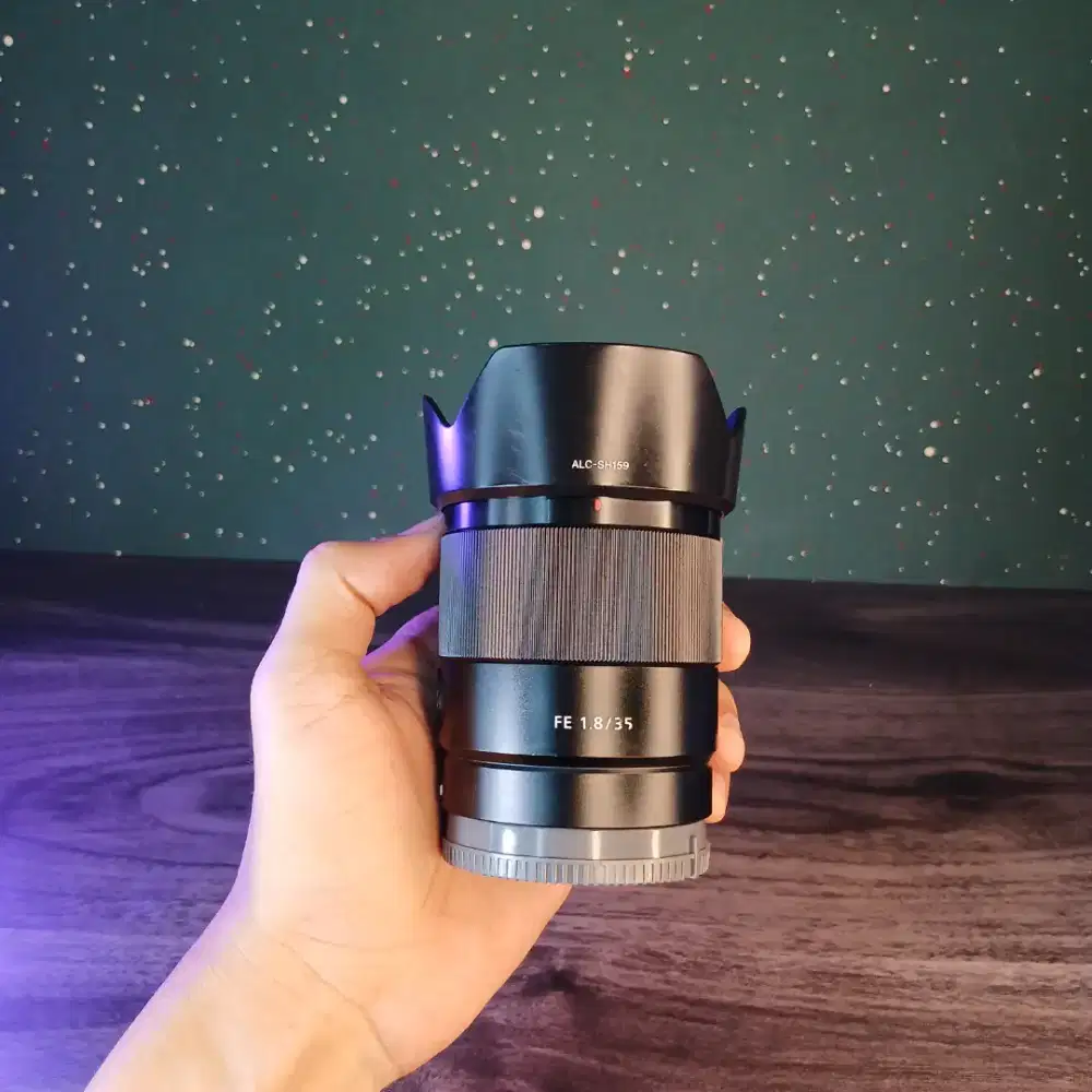 SONY FE 35MM F1.8 BLACK GOOD CONDITION