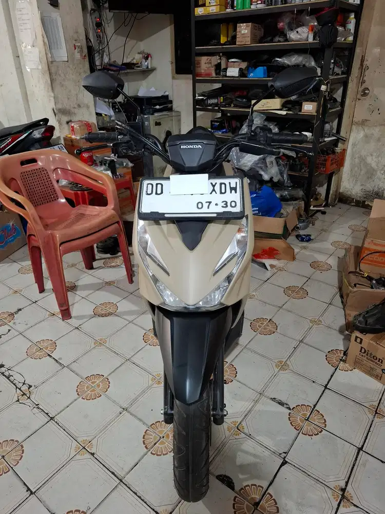 Honda Beat Street 2025 Cokelat
