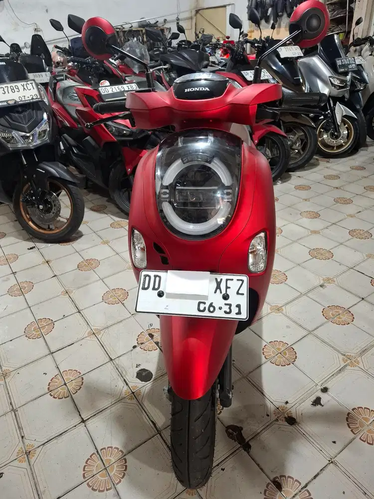 Honda Scoopy 2026 Merah