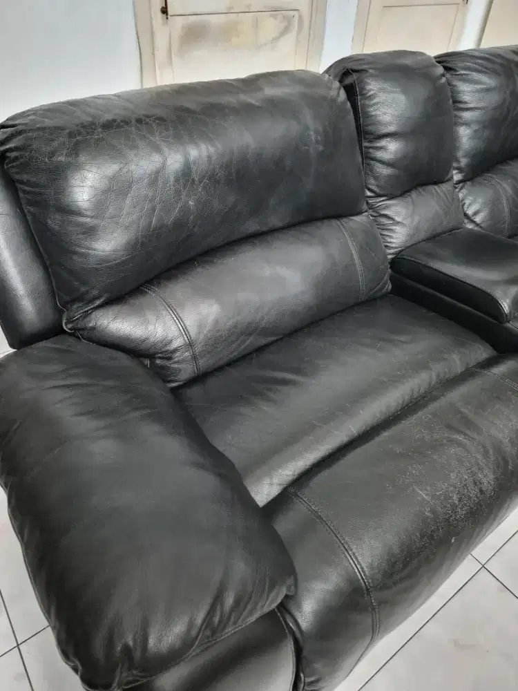 Sofa kulit 5 seat