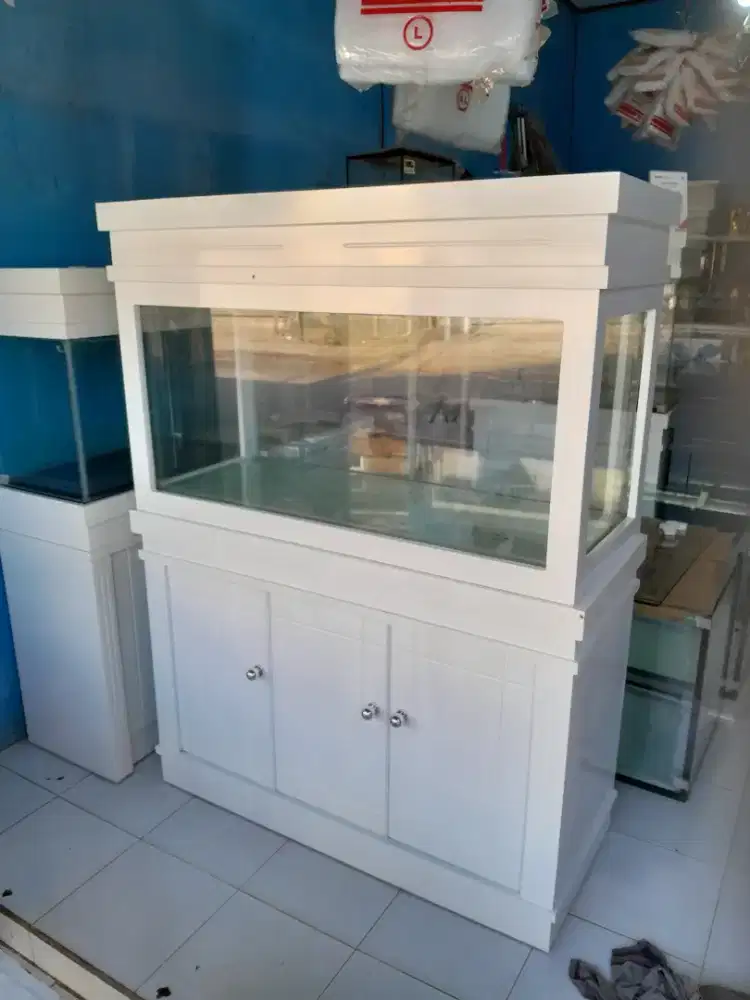 Jual aquarium dan perlengkapanya