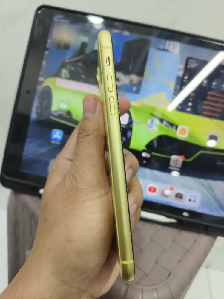 Iphone 11 64gb resmi bea cukai