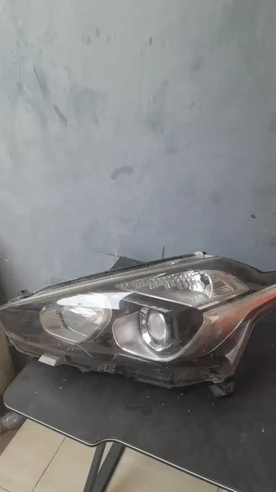 Lampu sienta 2016