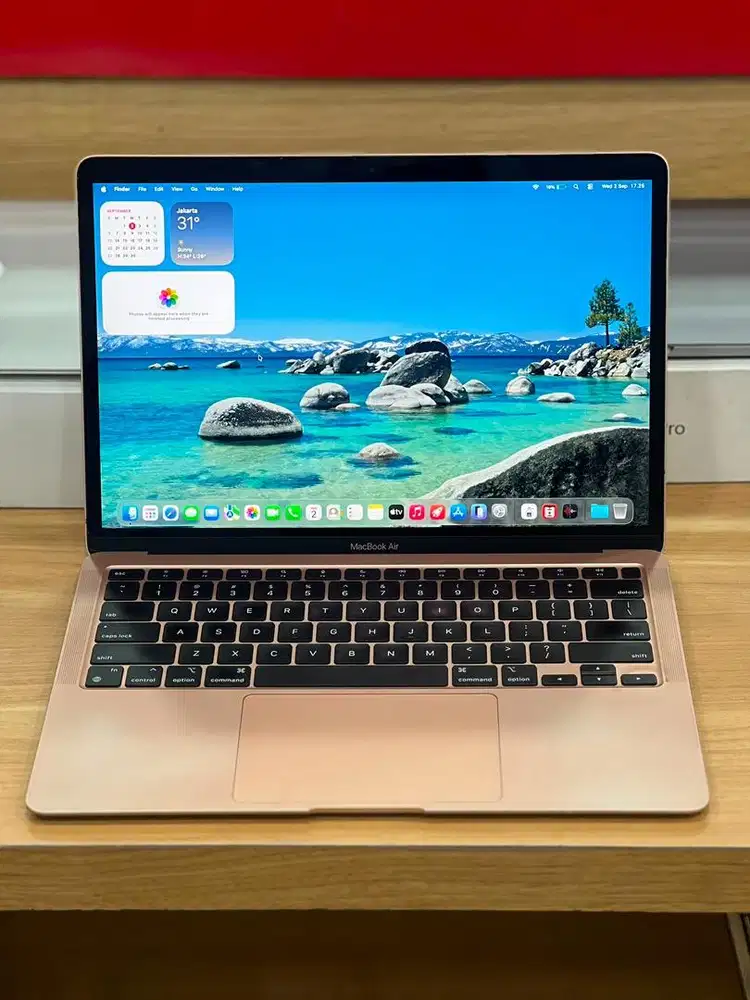 Macbook Air M1 2020 8/256Gb 13inch