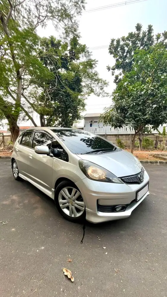 Jazz RS AT 2013 Silver Good Condition TDP Hanya 9Jt
