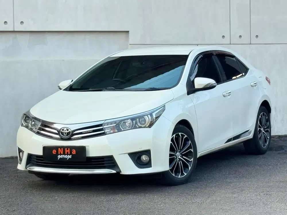 Dp 18 JT.. Toyota Corolla Altis V 1.8 A/T 2014.. eNHa garage Semarang.