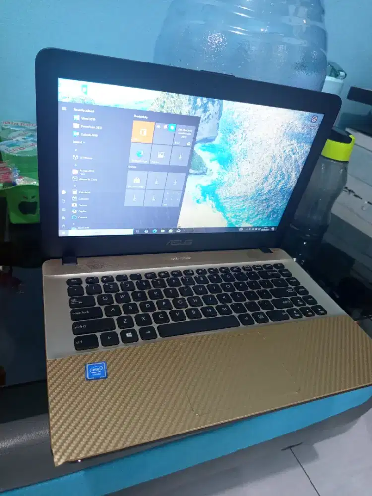 Laptop Asus X441M Ram 4gb/500gb . Murah