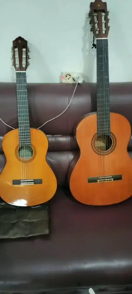 Gitar akustik yamaha