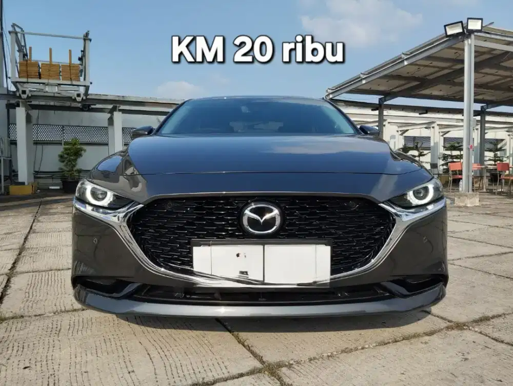 Mazda 3 sedan Skyactiv G 2023 /2024 at 2.0, km 20 ribu, pajak panjang