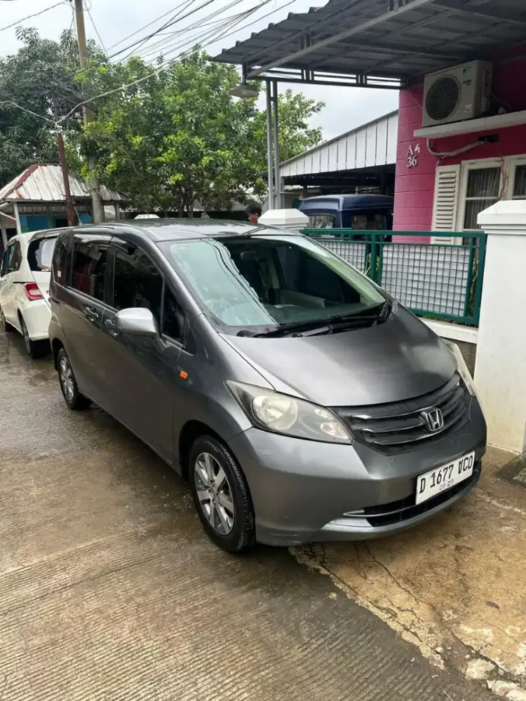Honda Freed 2009