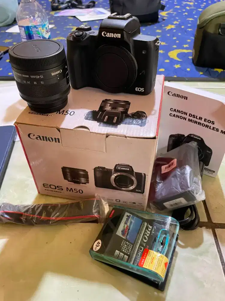 kamera Canon M50 kit lensa 15-45mm