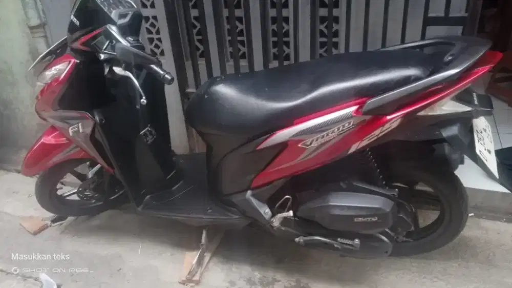 Vario KZR 125cc 2014 mesin bagus standaran
