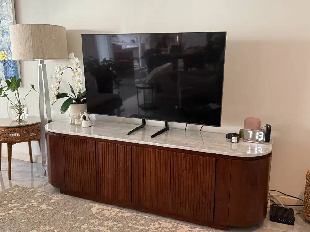TV Samsung 55 Inch Crystal UHD AU7000