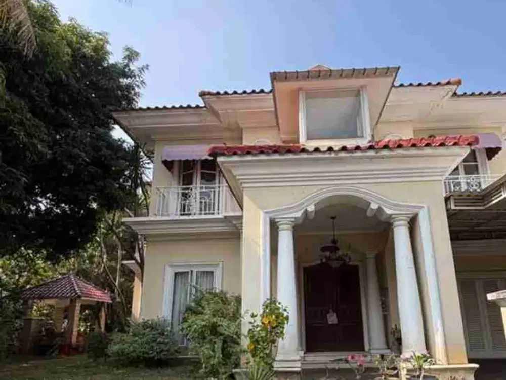DiJual Cepat Rumah cantik di cluster Exclusive Kita Wisata Cibubur selangkah ke Living World
