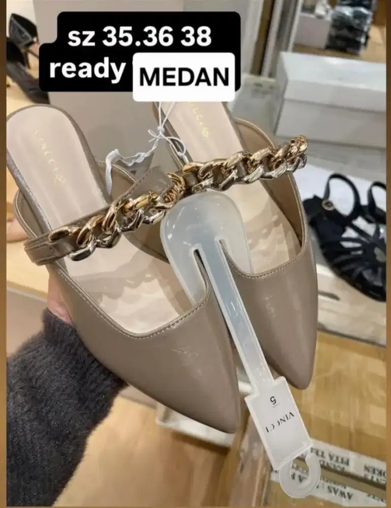 Sepatu sandal VINCCI ORI Vi.400bvm