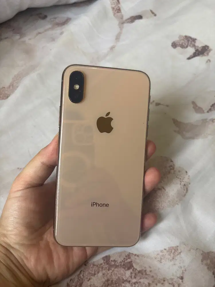Di jual iphone Xs second kondisi mulus