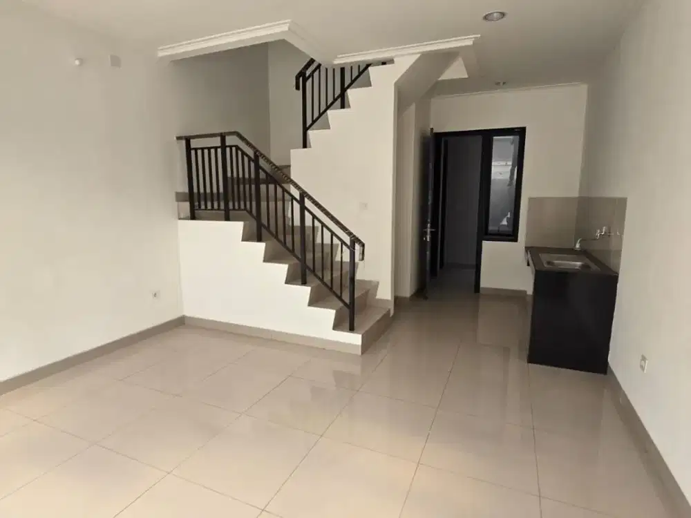 DiJual Rumah di PIK 2 Cluster Denver 4,5x12,5 Kosongan