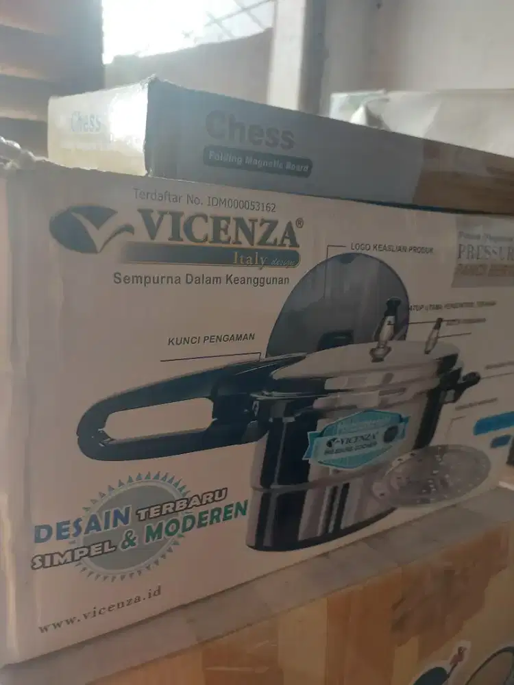 Vizenca pressure cooker 8Lt -24cm