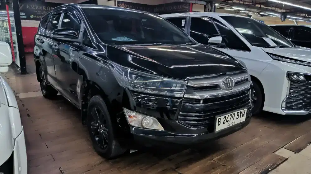 TOYOTA INNOVA REBORN 2.4 V DIESEL AT 2019 ISTIMEWA