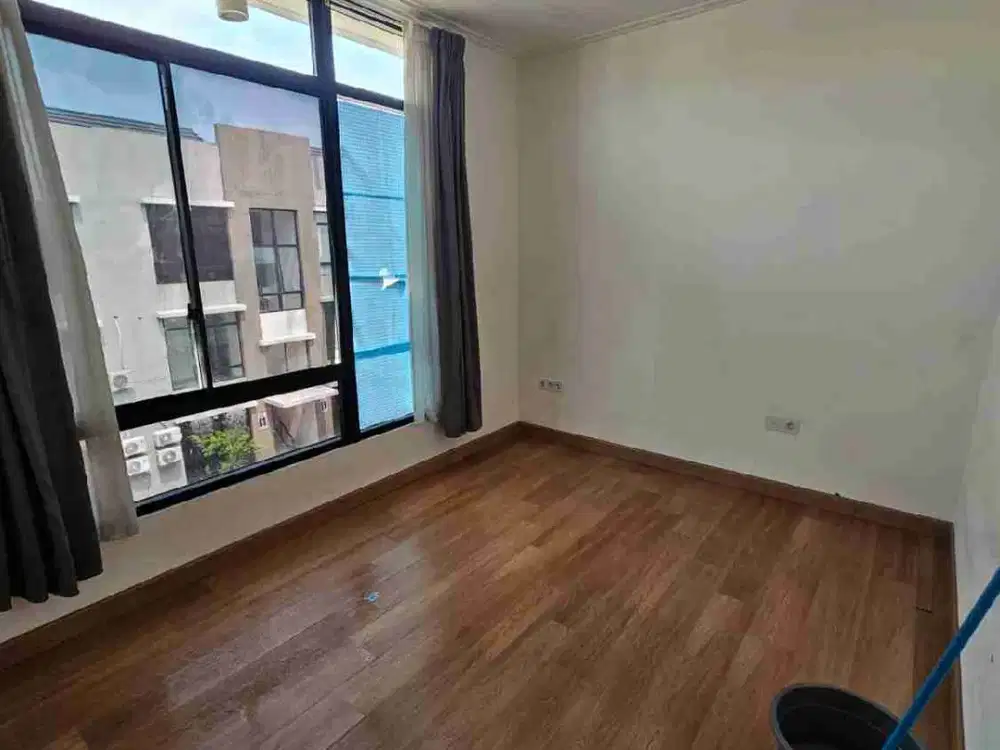 Disewakan Semi Furnish Unit Green Royal Condo House Jakarta Barat