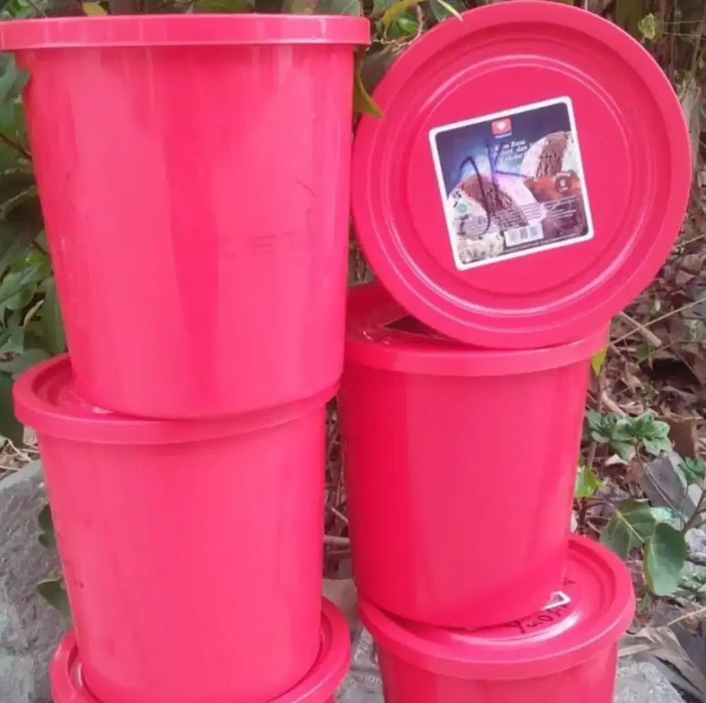 Ember Tutup 8 Liter Merah Food Grade Lentur