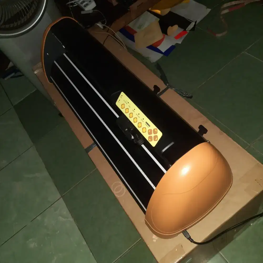 Mesin Cutting Sticker GCC Expert 2 Sunblast Sablon Polyflex