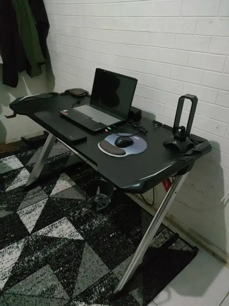Gaming Desk DA Shark Z Series