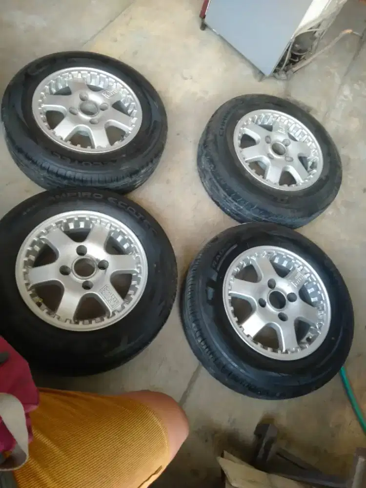 Velg enkey rally japan r14 pcd 114 set ban kijang corolla avansa dll