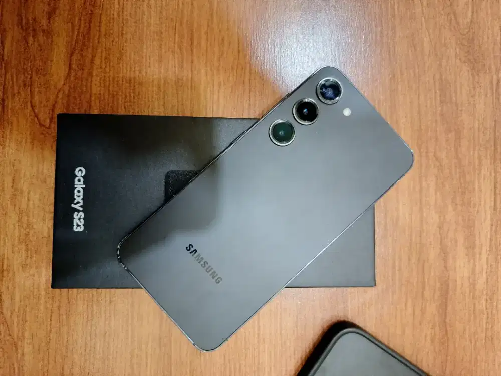 Samsung S23 ram 8/256gb