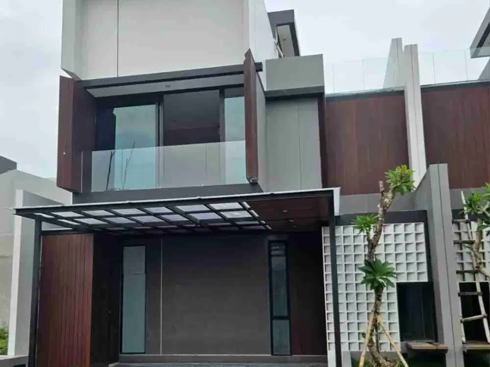 Disewakan Rumah  Mewah 3 Lantai Semi Finish Cluster Dempsey Hills Citraland