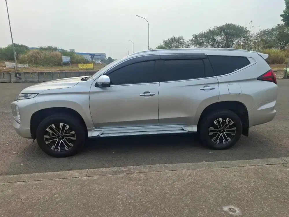 Mitsubishi Pajero Sport 2.4L Dakar Diesel dakar 4x2 8 A/T 2023