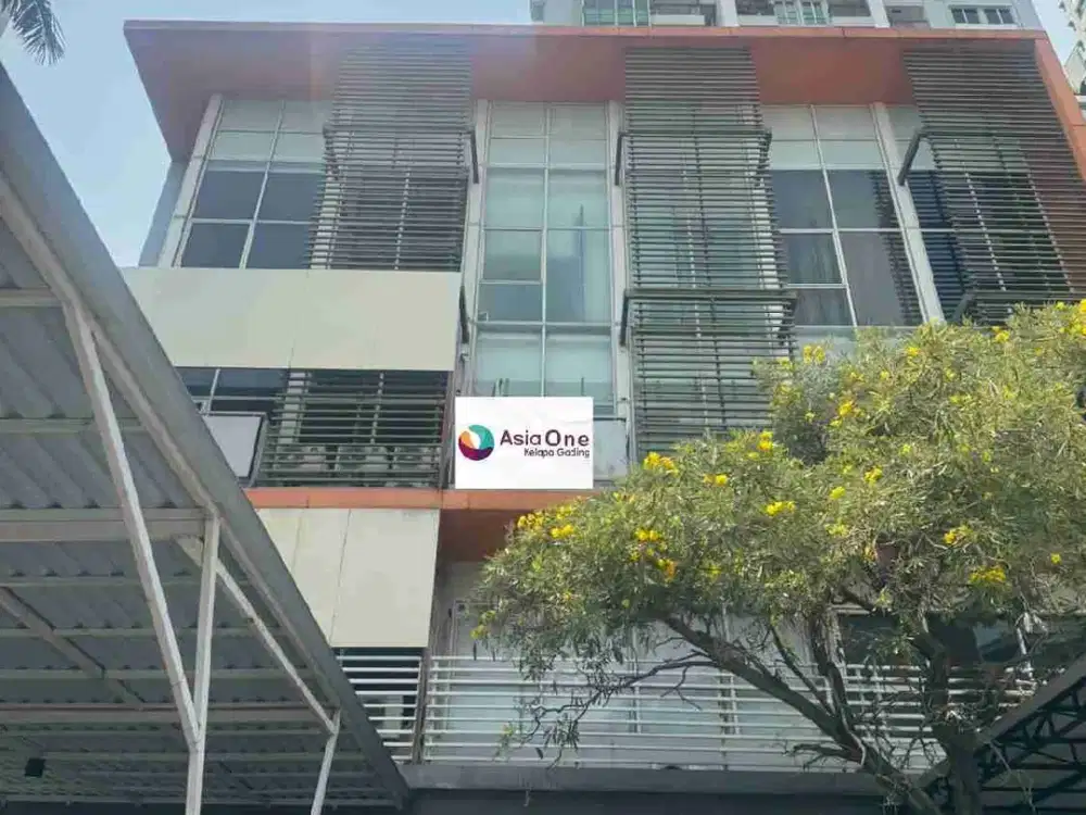 Disewakan ruko strategis 4 lantai thamrin residence