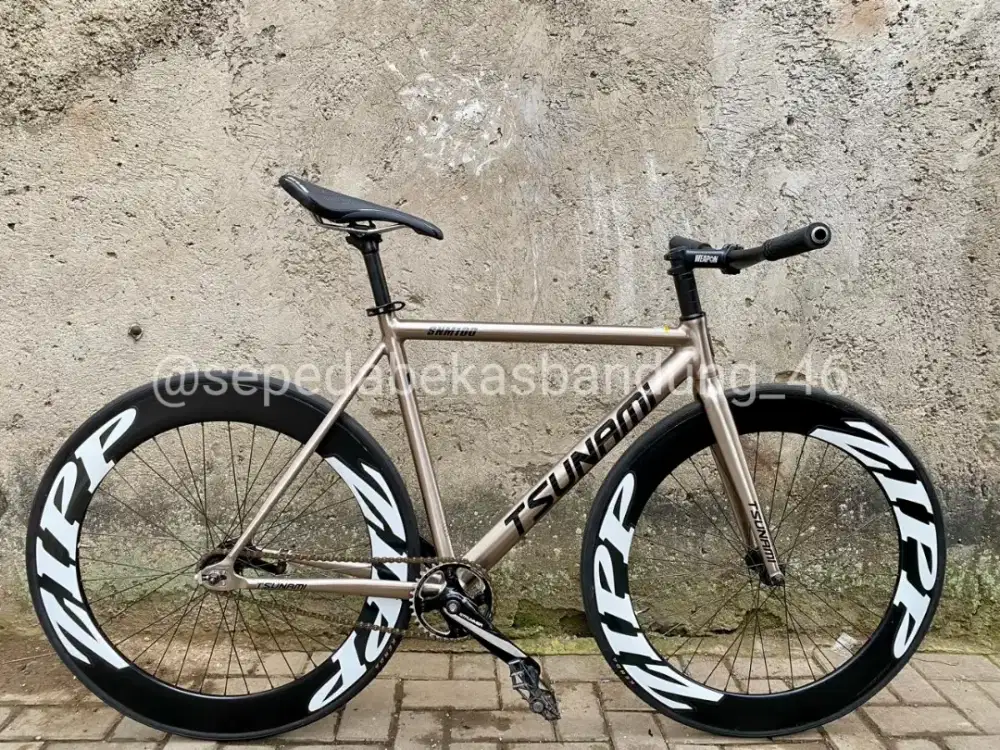 Sepeda Fixie Tsunami SNM100