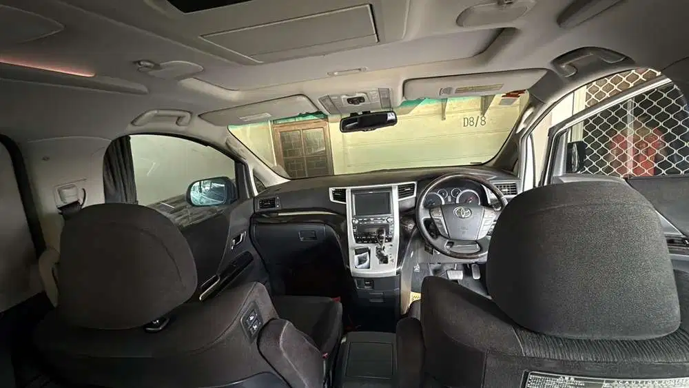Toyota Vellfire 2013 Bensin