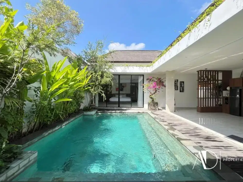 LEASEHOLD | CONTEMPORARY 3-BEDROOM VILLA IN PRIME PETITENGET, SEMINYAK
