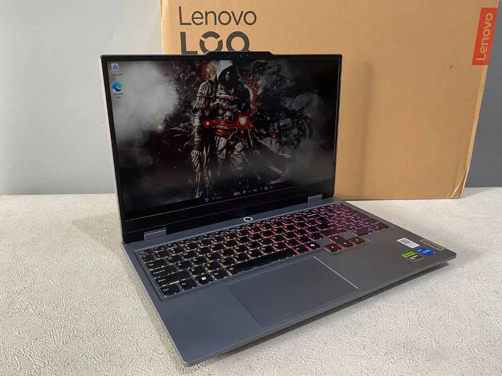 Lenovo LOQ 15IRX9 i5-13450HX RAM 12GB RTX 3050 6GB Garansi 2027