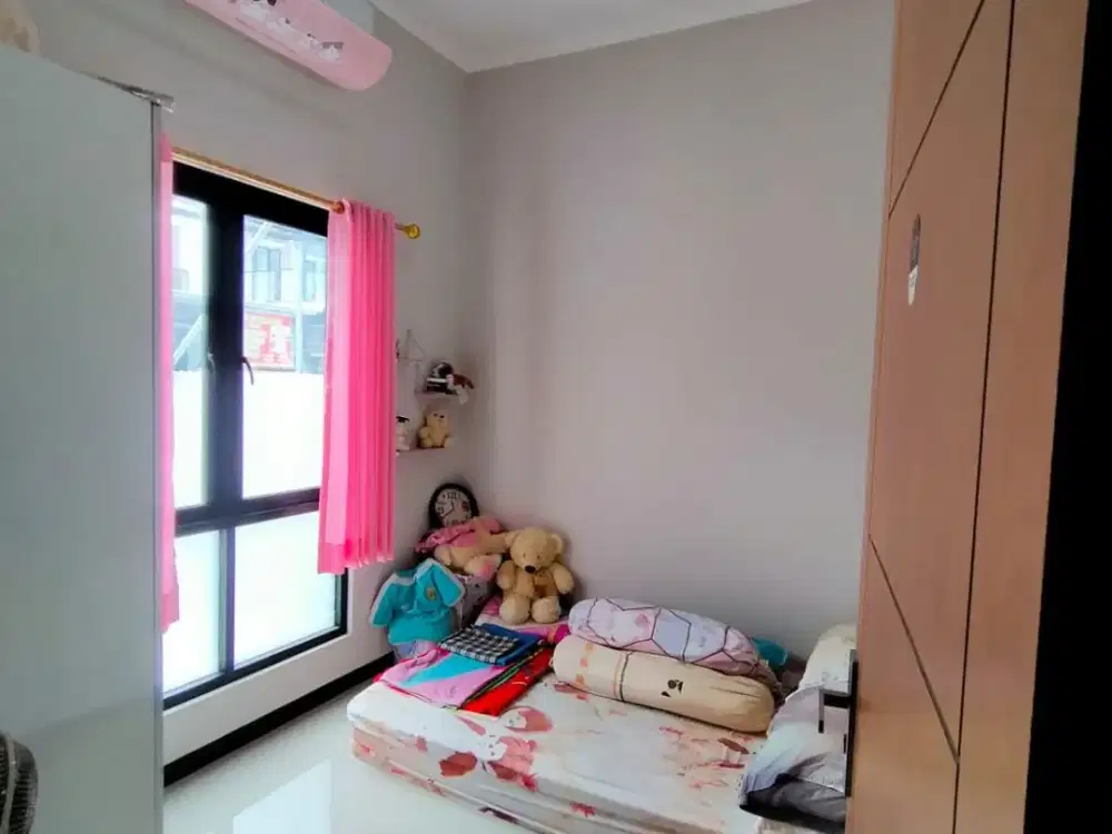 Dijual Rumah Alana Regency Tambak Oso