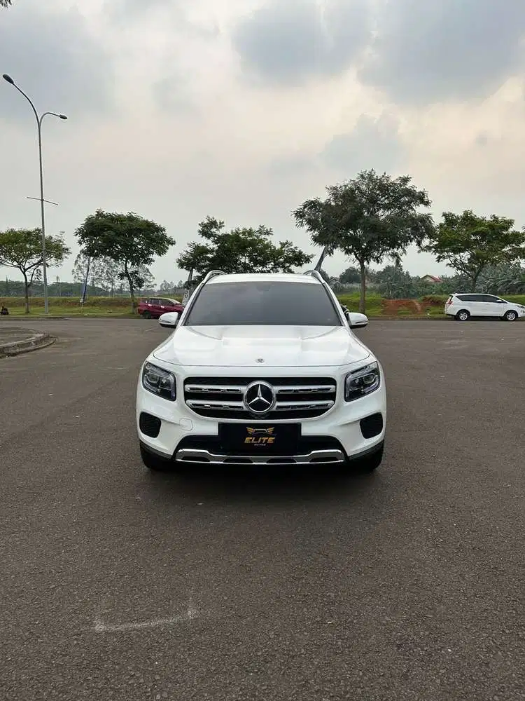 Mercedes-Benz GLB200 2021 Bensin