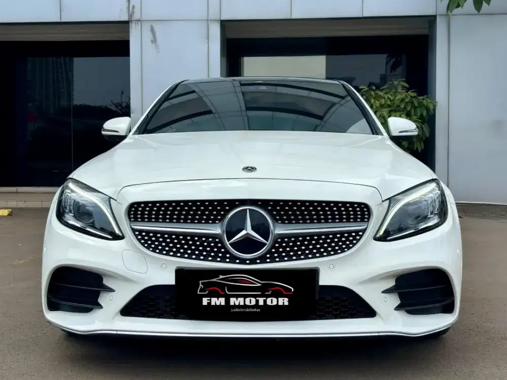 Mercedes Benz Mercy C300 AMG 2019 At 2.0cc, odo 22 ribu pajak panjang