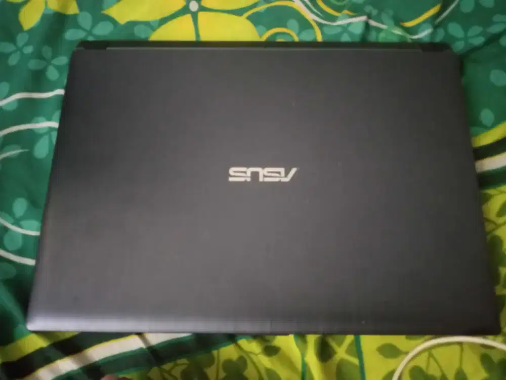 Di jual laptop Asus P1440UA