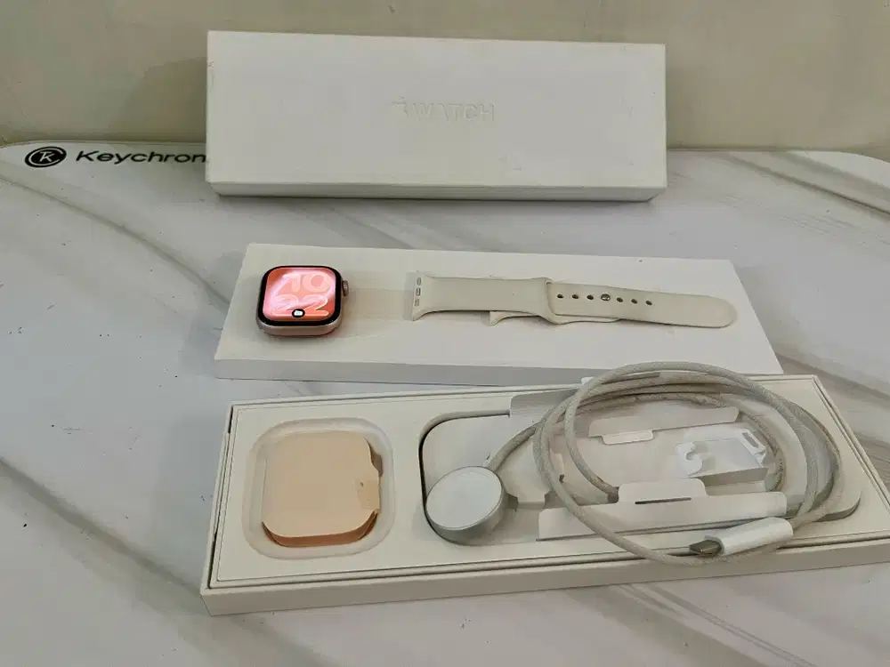 Jam Apple Watch series 10 42 mm Rose Gold Lengkap Fullset ada Invoice
