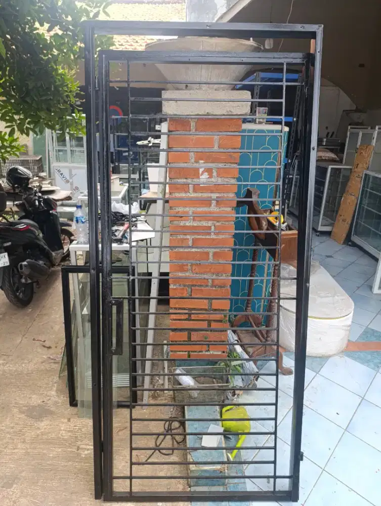 Jual Pintu besi + Kusen second, Lok pamulang barat, Tangsel