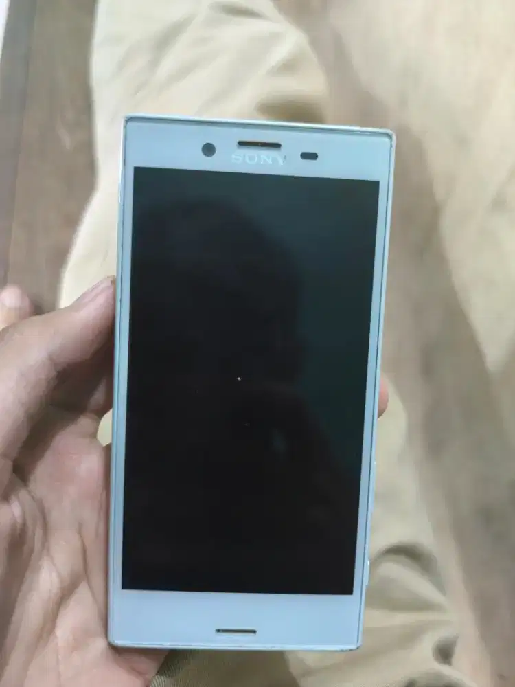 Xperia A2 SO-04F 3/32